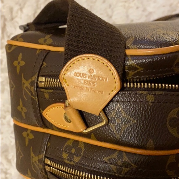 Louis Vuitton camera bag / messenger - Picture 4 of 7